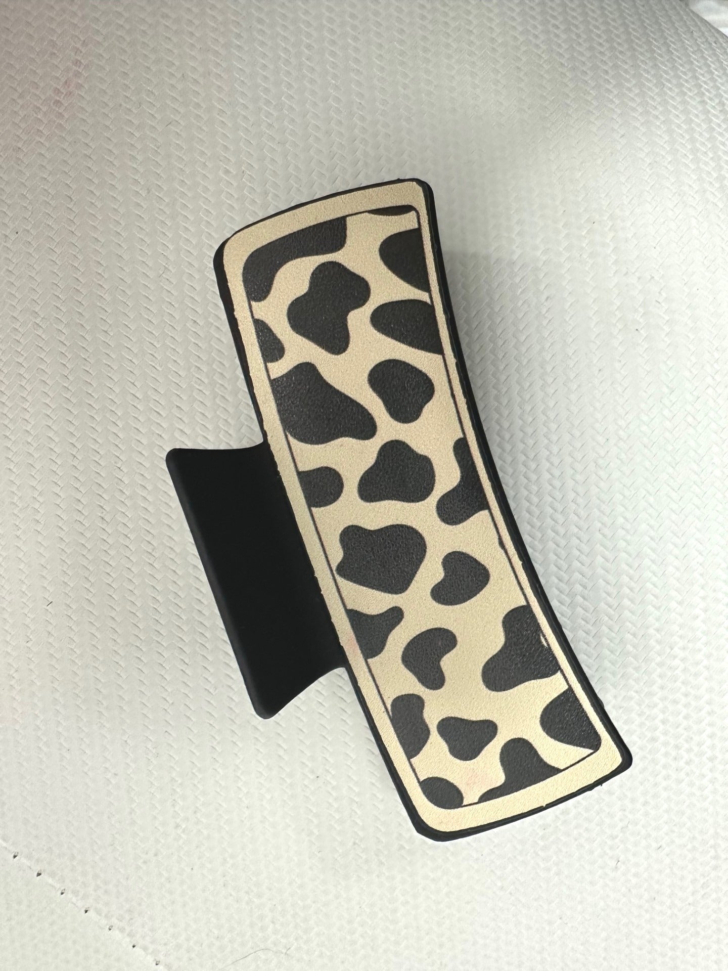 Cream Animal Print Hair Claw